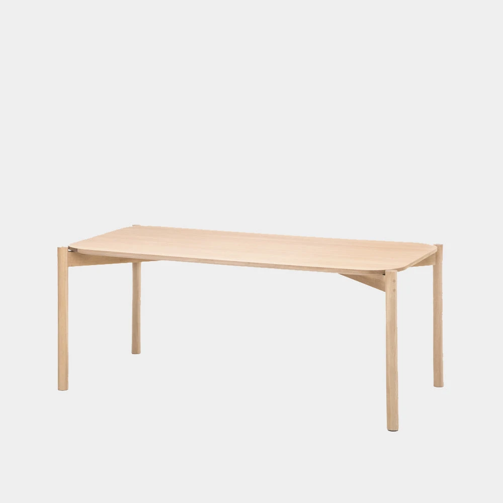 Karimoku New Standard Castor Dining Table
