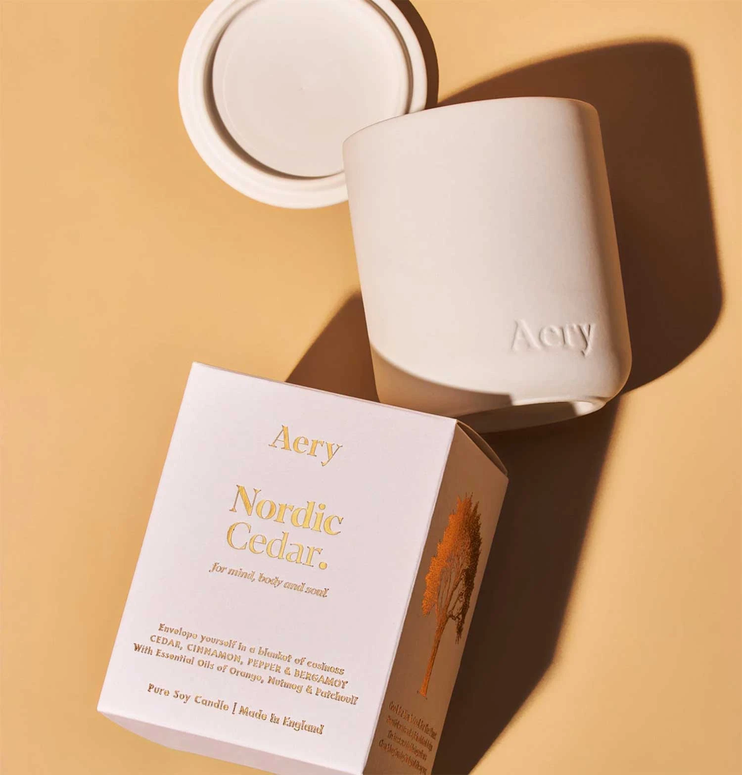 Aery Nordic Cedar Scented Candle - Image 2