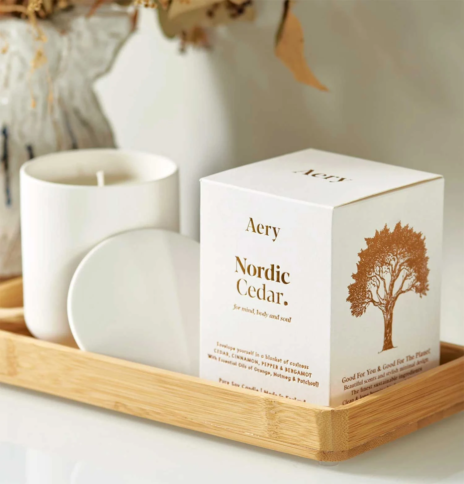 Aery Nordic Cedar Scented Candle - Image 4