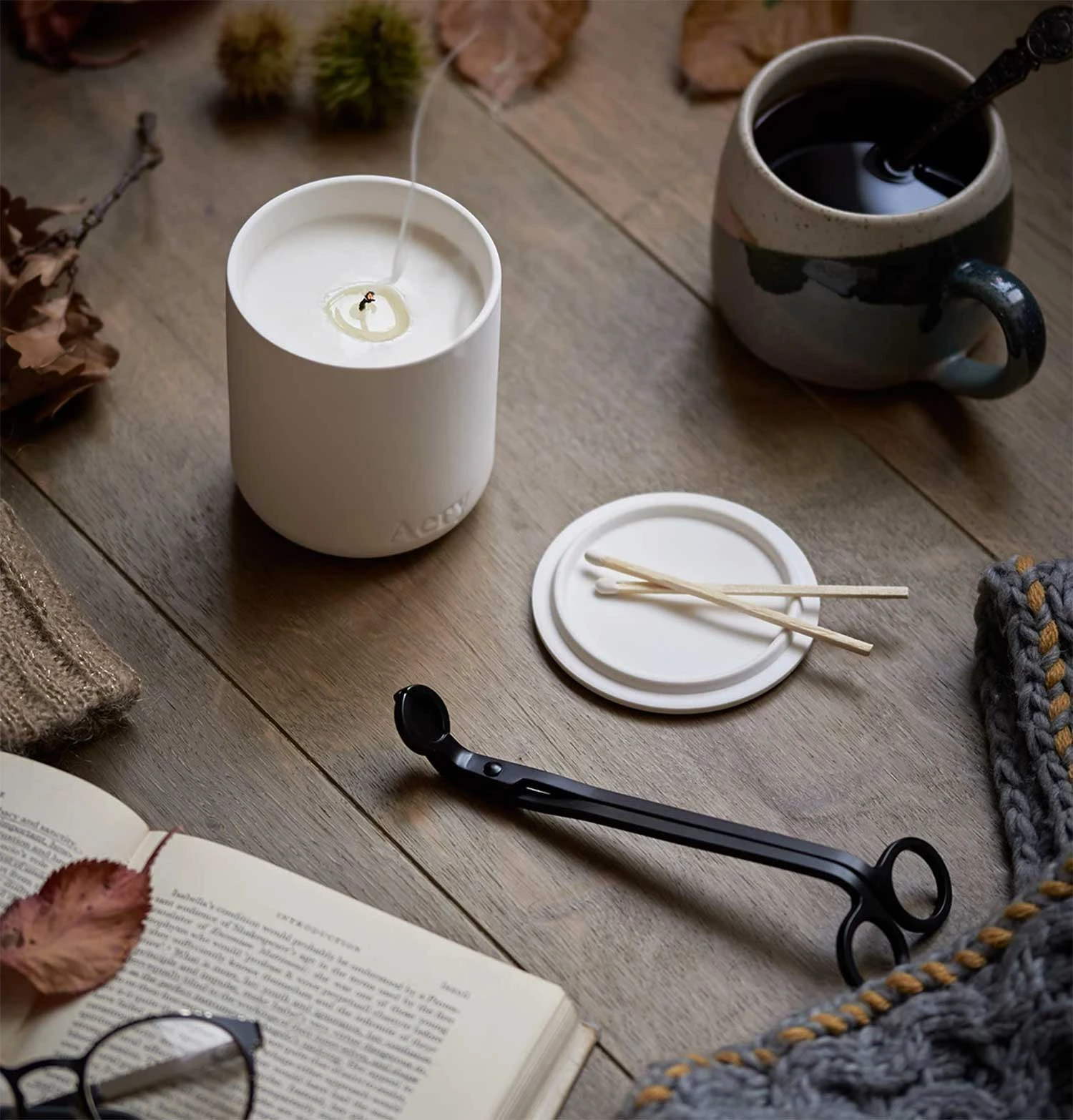 Aery Nordic Cedar Scented Candle - Image 5