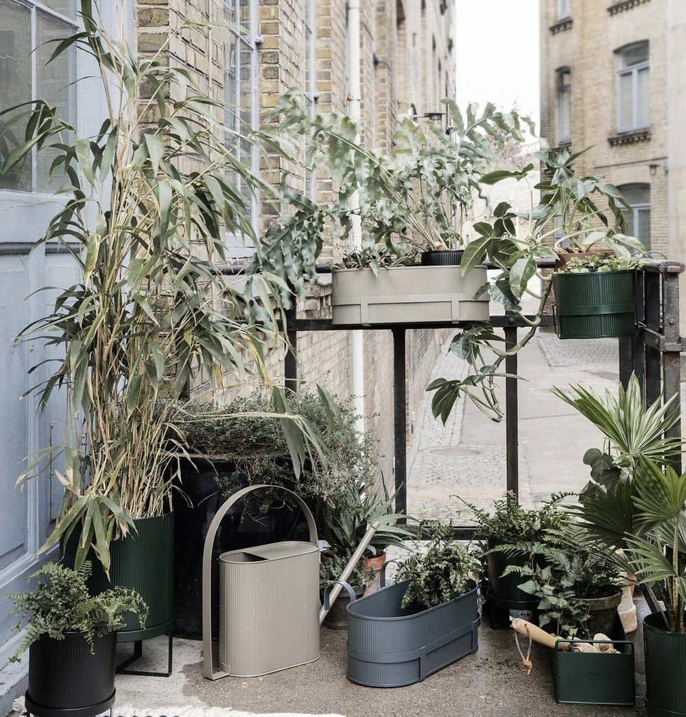 Ferm Living Bau Pot – Dark Green – Small - Image 2