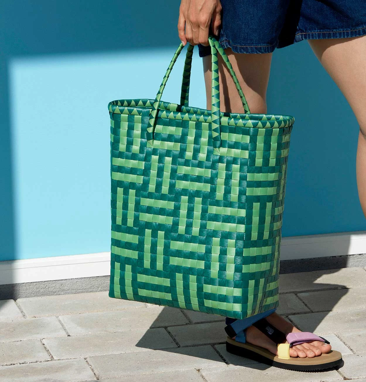 HAY Maxim Bag In Green – Small - Image 2